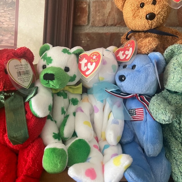TY BEANIE BABIE BEARS -
NEW WITH TAGS ORIGINAL & RETIRED - Picture 7 of 9
